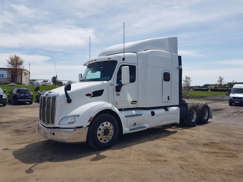 2018 Peterbilt T/A Highway Tractor photo